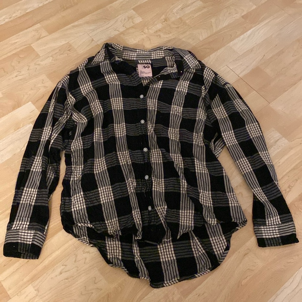 Black plaid button down shirt - medium